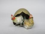 Sujet en bronze polychrome de Vienne 'Deux poules sous une...