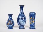 3 vases fin XVIIIème début XIXème en faïence de Nevers...