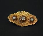Broche polylobée Napoléon III en or jaune, à décor de...