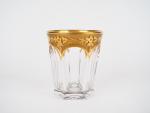 Grand verre en cristal à décor émaillé et doré de...