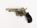 Revolver type Lefaucheux calibre 7mm à broche numéro 23172, détente...