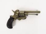 Revolver type Lefaucheux calibre 7mm à broche nr 920, détente...