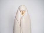Céline LEPAGE.
"Femme de Marrakech", 1925.
Sculpture en céramique, le haïk émaillé...