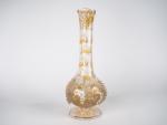Grand vase soliflore en verre de Venise à décor émaillé...