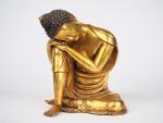 Travail moderne, 
Statuette en bronze représentant un boudha assis dans...