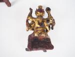 Chine, XVIIe siècle, 
Statuette en bois laqué et doré représentant...