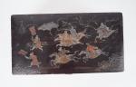 Chine, XVIIe siècle,
Coffret en laque de Coromandel à décor de...