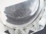 LALIQUE.
Coupe à pans coupés 
Signée Lalique France.
Diam. 28,5 cm