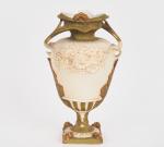 ROYAL DUX. 
Vase Art Nouveau en biscuit polychrome à décor...