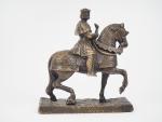 Sujet en bronze XIXème "Saint-Louis à cheval".
Dim. 14 x 12,5...