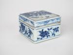 Chine, fin XVIIIe siècle, 
Coupe sur petit talon en porcelaine...