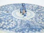 Chine, fin XIXe siècle, 
Boite à compartiments en porcelaine bleu...
