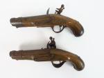 Belle paire de pistolets réglementaires Francais à silex de maréchaussée...