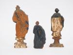 Trois différentes statuettes XVIIIème en bois polychrome "Saints personnages". 
(manques...