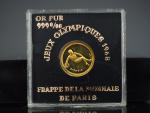 Ensemble comprenant deux médailles commémoratives des Jeux Olymiques de 1968...
