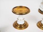 Paire de lampes à pétrole Napoléon III en porcelaine blanche,...