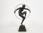 "La danseuse au cerceau"
Sculpture Art déco en bronze à patine...
