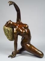 Christian MAS 'Ballerina IV'. 
Sculpture en bronze à patine médaille...