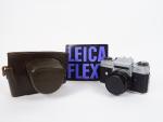 LEITZ. Leicaflex SL, numéro 1215606. Objectif Summicron - R 2/50...