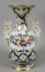 Vase à anses Restauration en porcelaine de Valentine ou de...