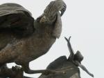 J. MOIGNIEZ "Faisan doré"
Sculpture en bronze à patine brune.
Signée. 
H....