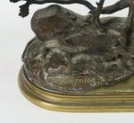 J. MOIGNIEZ "Faisan doré"
Sculpture en bronze à patine brune.
Signée. 
H....