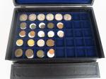 Collection de 96 pièces antiques et de pièces en argent,...