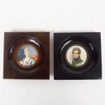 "Portrait d'homme" et "Portrait de femme"
Deux différentres miniatures1900.
Signées.
Diam. 5,5 cm...