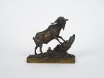 P.J. MENE
"Bouc de l'Inde"
Sculpture en bronze à patine brune. Signée.
12,5...