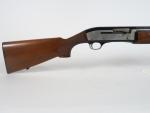 Fusil semi automatique calibre 12/76 modèle FRANCHI 520 Hunter, crosse...