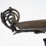 Coupe sur pied XIXème en bronze, à décor d'amours, de...