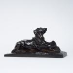 CH. VIRION. "Chien et chat".
Groupe en bronze sculpté à patine...
