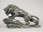 NERIN. "Lion rugissant"
Sculpture en bronze à patine brune.
Signée. 
36 x...