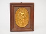 Plaque ovale début XVIIIème en bronze doré figurant le martyr...
