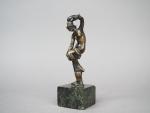 Vénus à sa toilette en bronze patiné.
XIXème siècle, dans le...