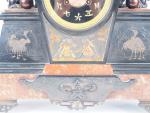 Pendule Napoléon III de style Extrême-Orient en bronze et marbre...