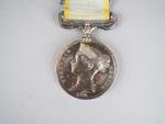 Médaille de Crimée " VICTORIA REGINA 1854 ", ruban court...