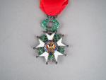Belle étoile de Chevalier de la Légion d'Honneur époque Troisième...