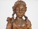 Sculpture XVIIème en chêne sculpté
" Jeune femme "
H. 73 cm...