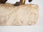 DE FIESOLE
" Lion rugissant "
Sculpture en marbre blanc et bronze...