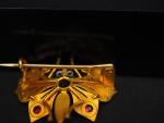Broche 1900 en or en forme de papillon agrémentée de...